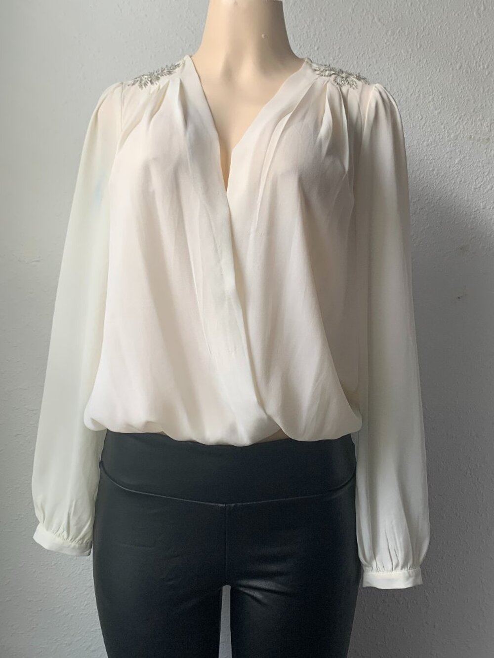 Forever 21 Ivory Chiffon Surplice Blouse Beaded Rhinestone Shoulders Womens Smal
